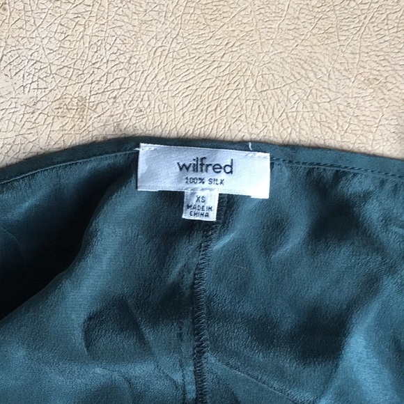 Silk tank top/crop top - Picture 2 of 2